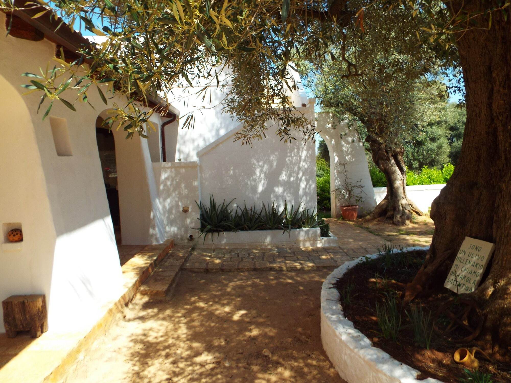 Masseria Lama Di Galizia Ostuni Luaran gambar